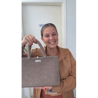 Kit com 3 carretéis para fazer as bolsas: Musa e Conexão – Fios + 2 Videoaulas (Links das Aulas Abaixo)